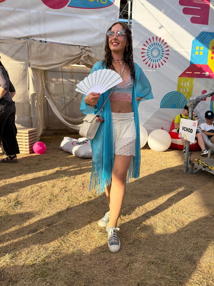 Festival LOVESTREAM - outfity