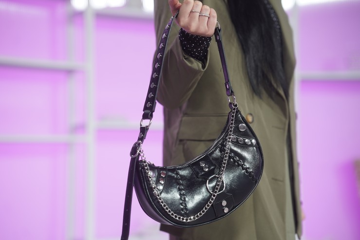 Nákupné maniačky: téma Satén - Andrea