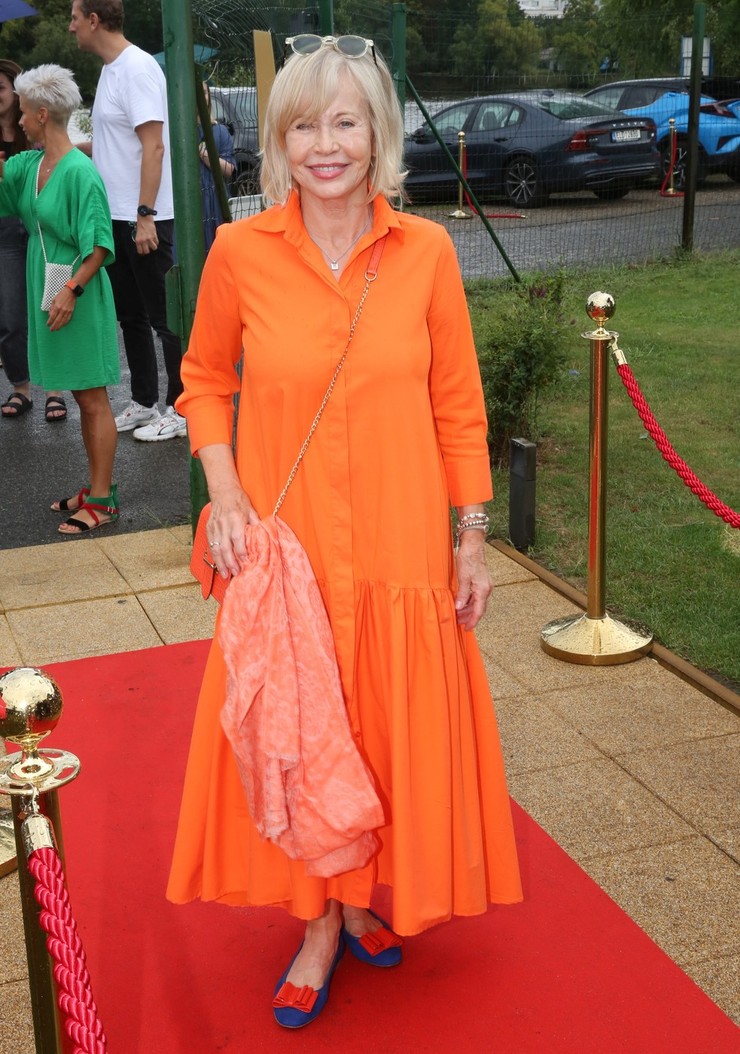 Jana Švandová - outfity