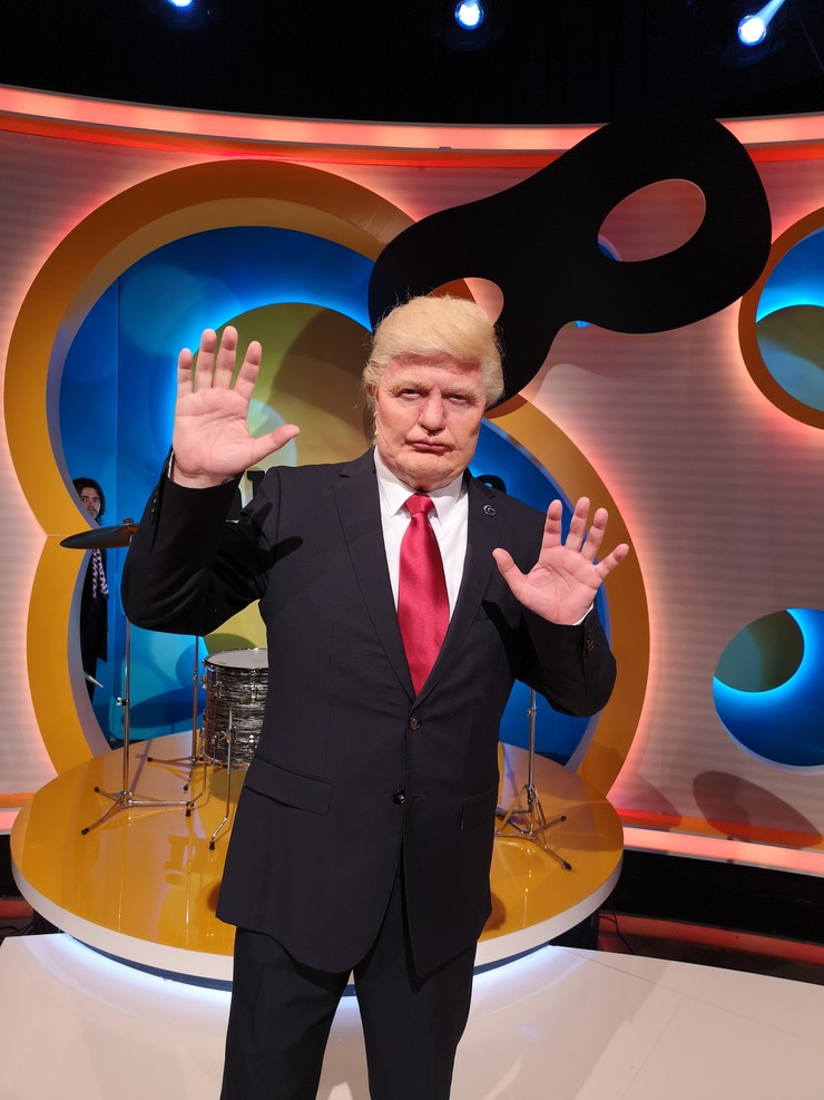 Inkognito - Silvester 2018 Donald Trump