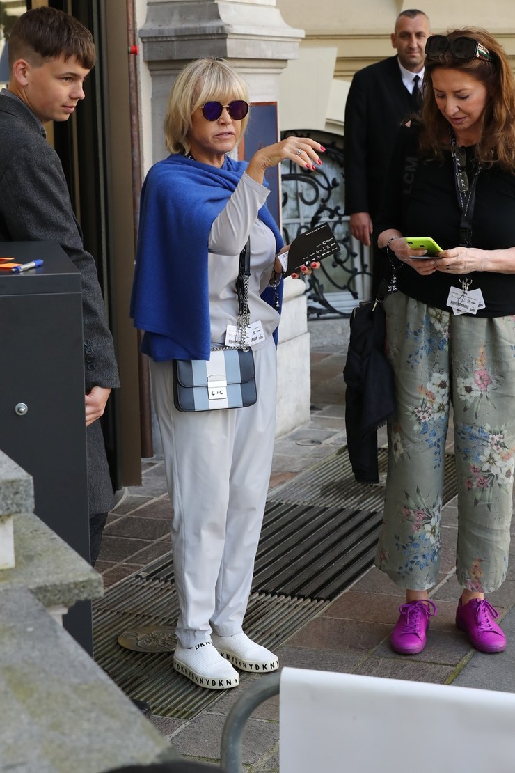 Jana Švandová - outfity