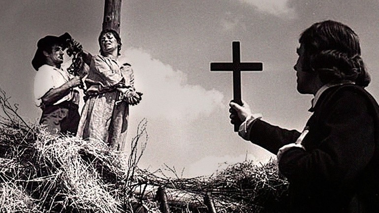 KLADIVO NA ČARODEJNICE