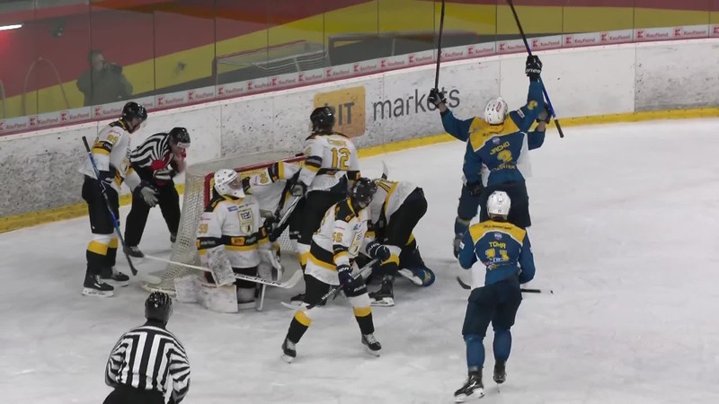 HC TEBS Bratislava - HC 19 Humenné