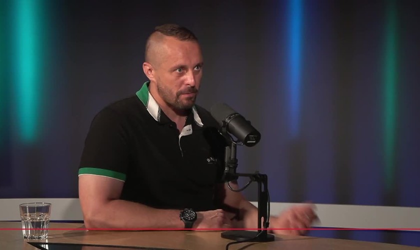 V pozadí úspechu - Jaroslav Halák - život po kariére