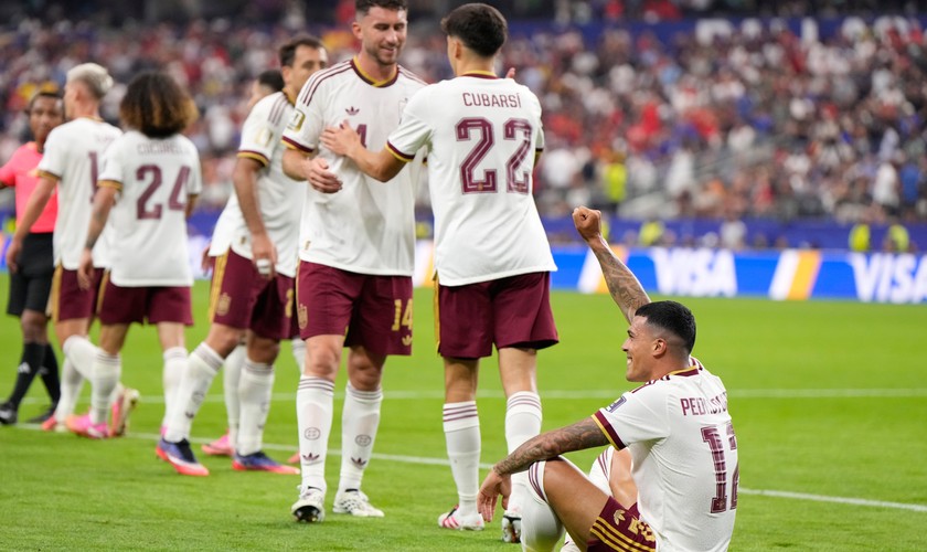 Španielsko je vo finále futbalových majstrovstiev sveta. Francúzsko zdolalo 2:0