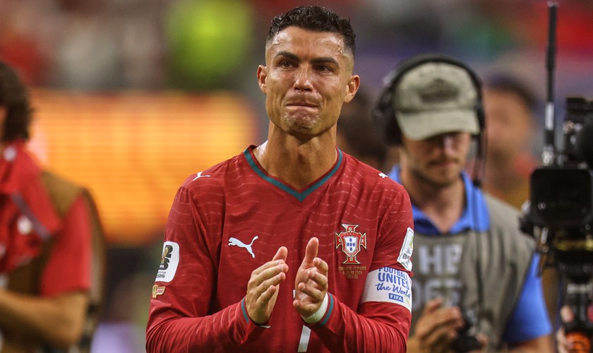 Vyhral som s Portugalskom tri trofeje. Predtým ich mali nula, odkazuje RONALDO