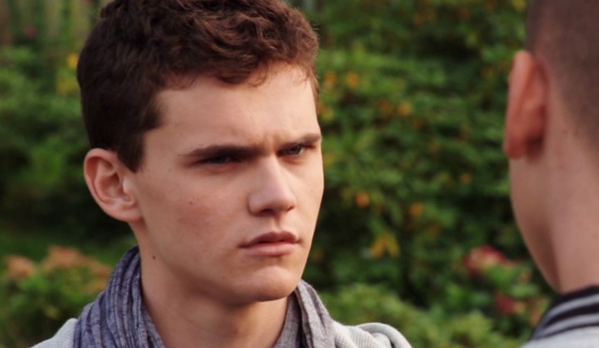 Filip nemá pokoj: Prichádzajú kamoši z "pasťáku" a vyhrážajú sa!