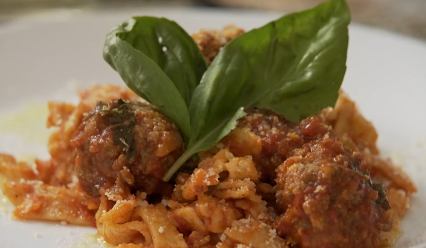 Hlavné jedlo: Guličky na červenom koberci