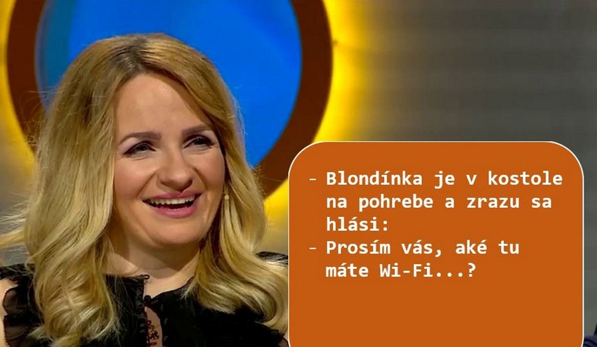 Blondínka nenechala svojej povesti nič dlžná: Trapas v kostole kvôli wifine!