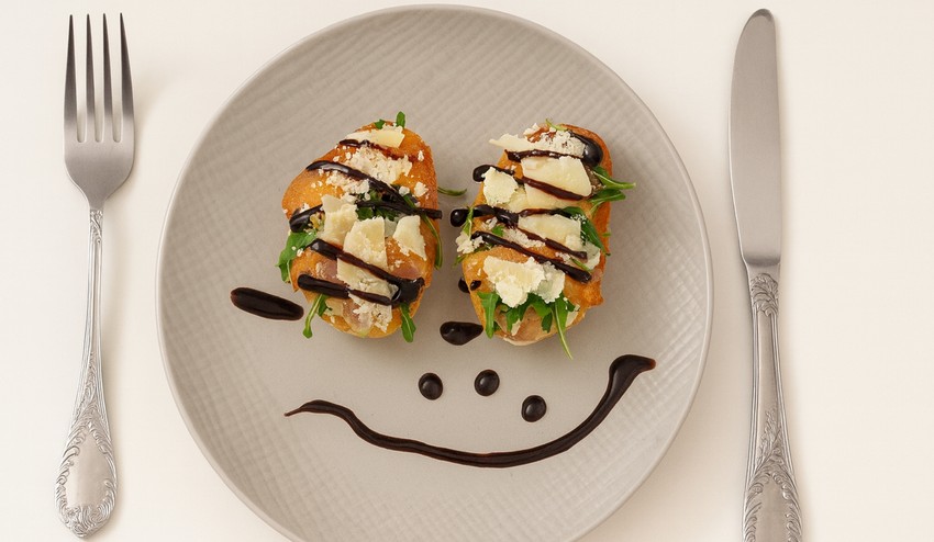 Bruschetta s ricottou a s broskyňou