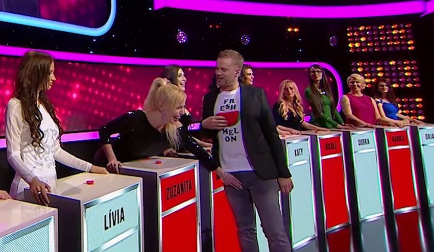 Zuzanita sa nevedela vpratať do kože: Prachařa obchytkávala v rozkroku!