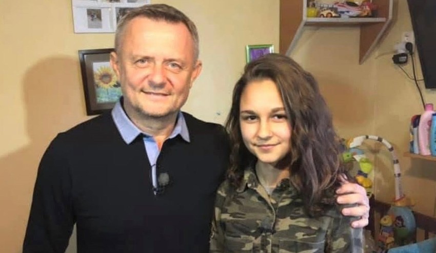 Pamätáte si Rómku Timejku zo Siedmeho neba? Dievča z osady si splnilo svoj veľký sen!