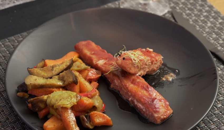 Hlavné jedlo: O 6 mesiacov ako na zavolanie