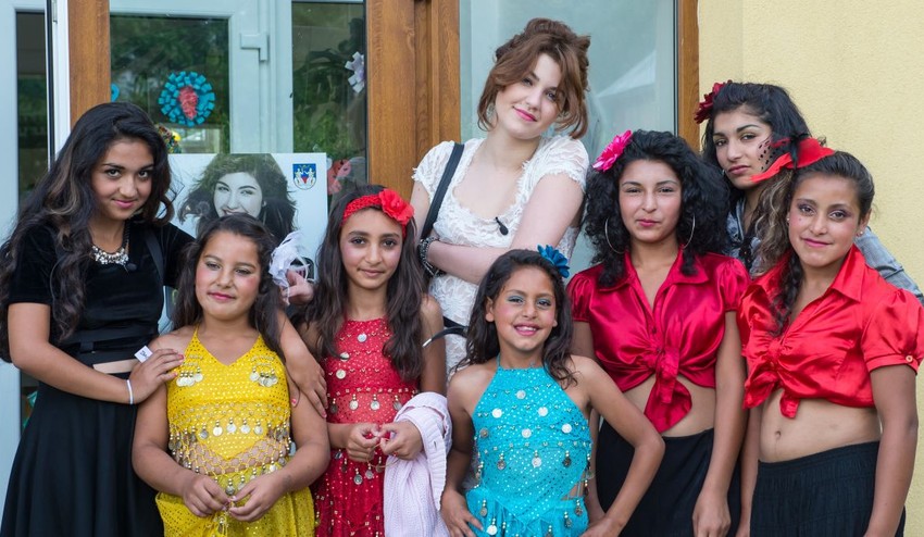 Rodičia talentovanej Aničky Oláhovej: Pôrod v pätnástich, otec dieťaťa v „base“!