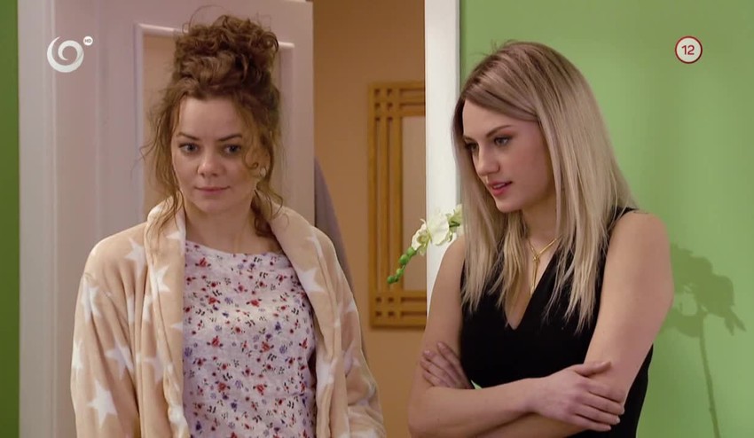 Nové prezývky - Pamela a Bridget (Panelák)