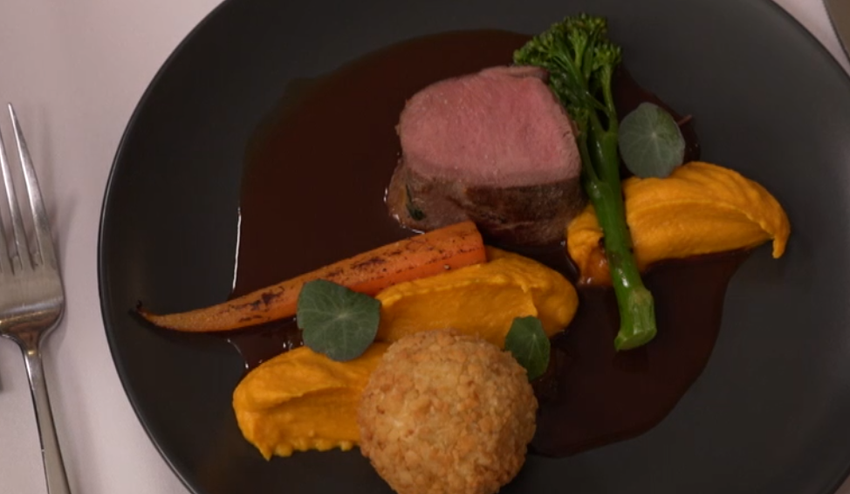 Hlavné jedlo: Les v dyme