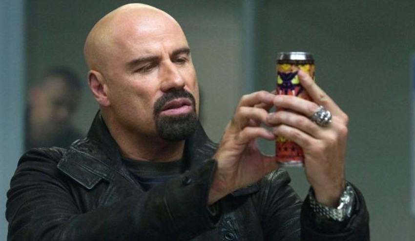 Travolta bude mať Zlaté oko!