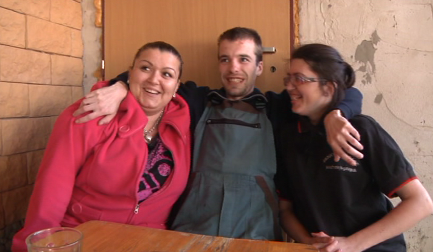 Veľká premiéra: Celá pesnička Tibora a jeho krások!