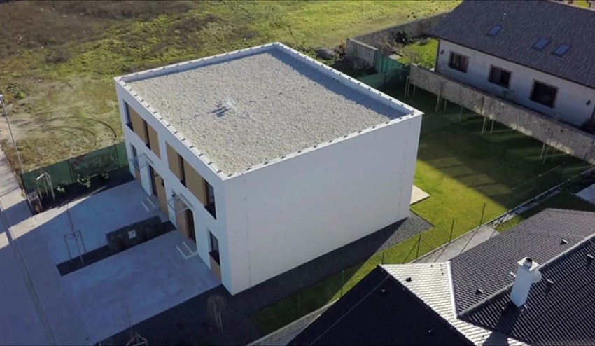 Pri hľadaní bývania vždy zvážte všetky možnosti: Za cenu bytu veľký dom so záhradou!