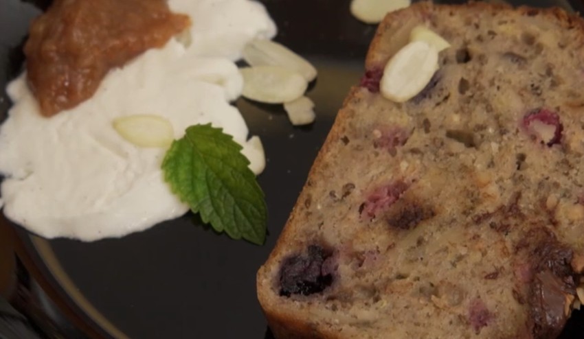 Dezert: Monkey business