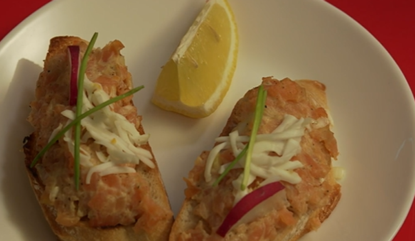 Predjedlo: More z pod dymovej clony