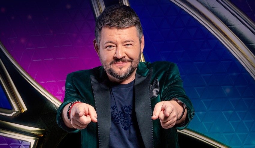 Mišo Hudák si kráti čas doma štúdiom! Učí sa taliansky!