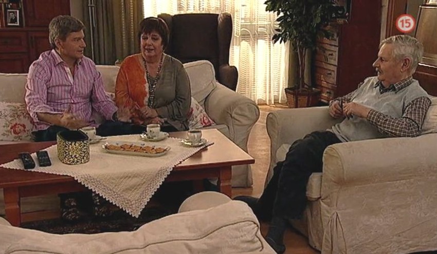 Vo výťahu s plným mechúrom!