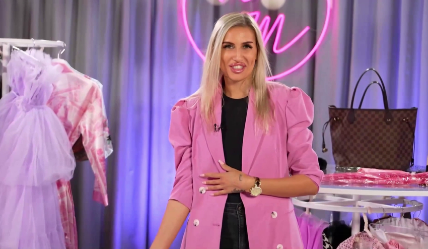 Linditin šatník je ako vystrihnutý z filmu Barbie: Samá ružová i striptérske topánky!