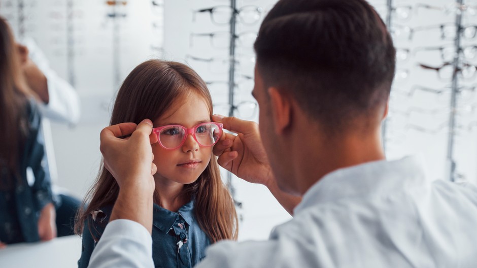 Výbor okuliarov pre deti pr správa