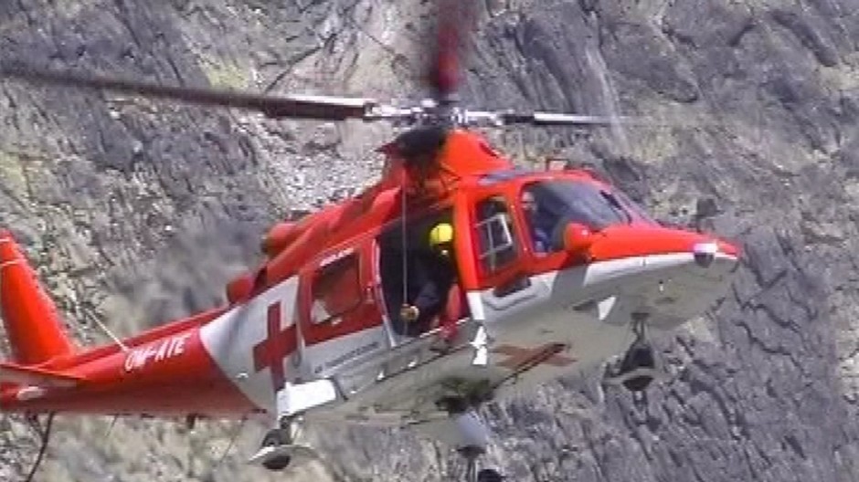 zachranny vrtulnik z blizka