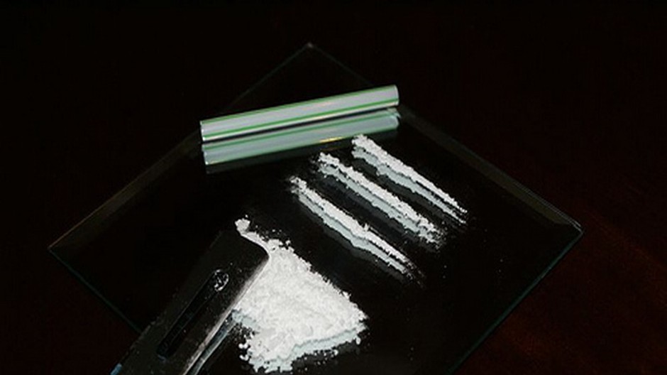 kokain prasok biely na ciernom