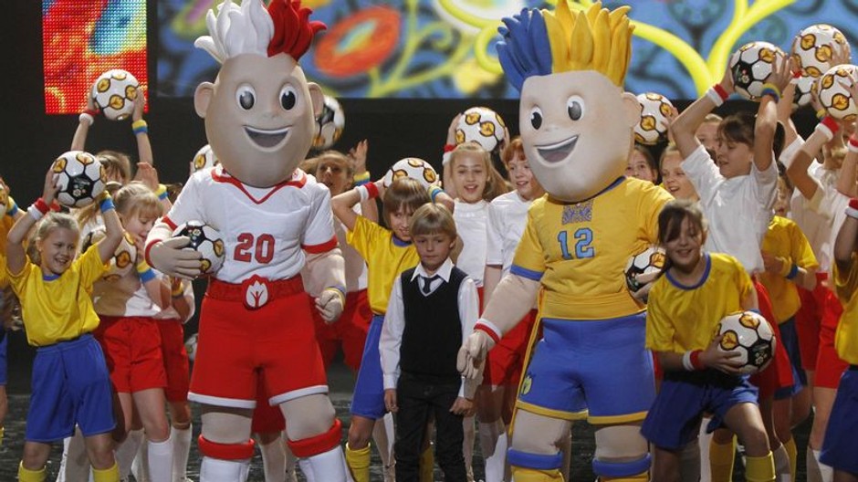 Maskoti futbalových ME 2012