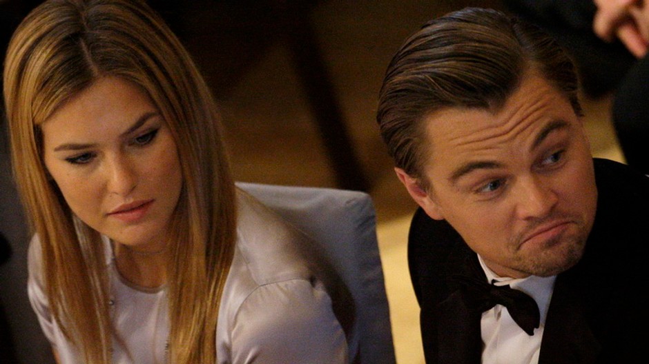 Bar Rafaeli a Leonardo DiCaprio, busty