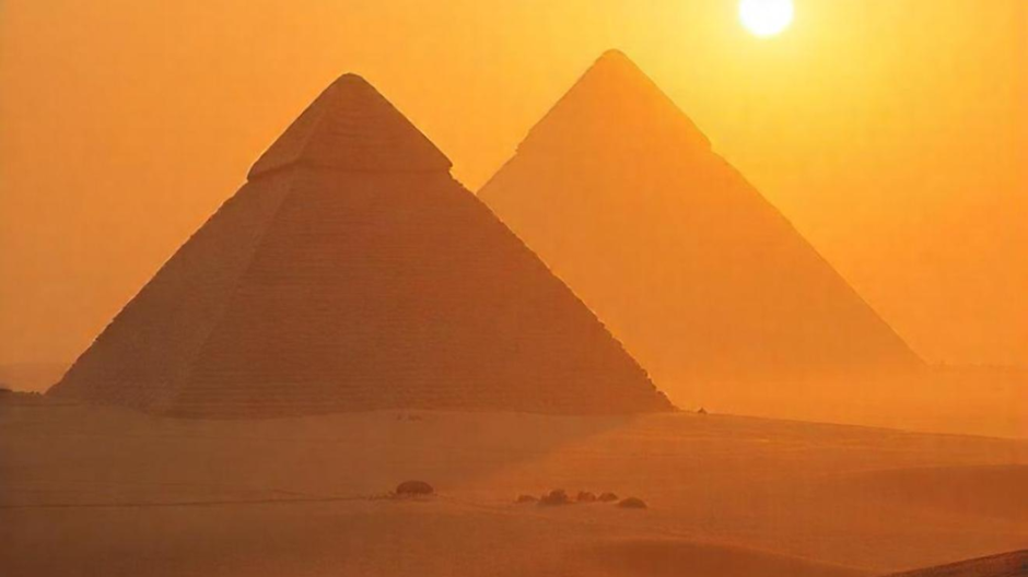 pyramids-in-egypt