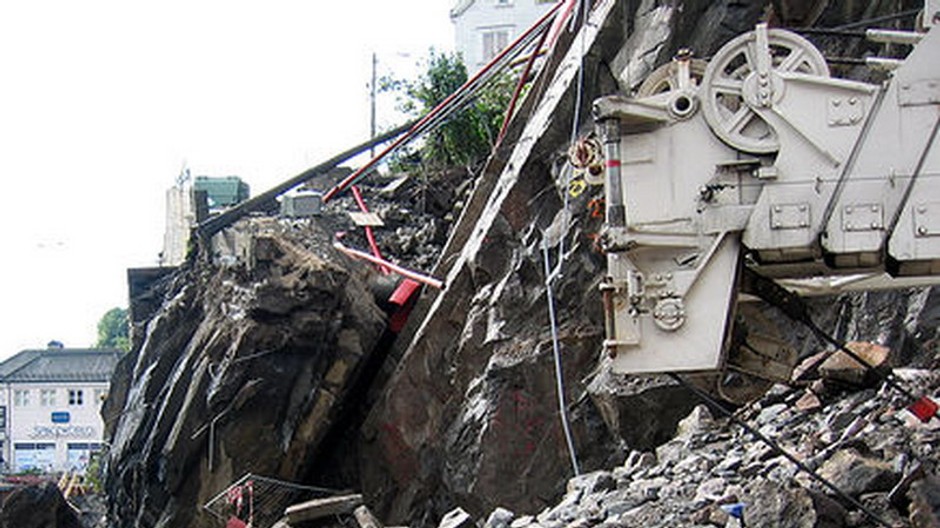 zosuv pody indonezia ilustrak