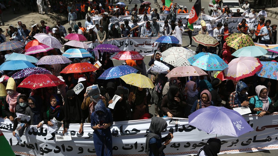 Pri protesta v Afganistane sa odpálil samovražedný atentátnik