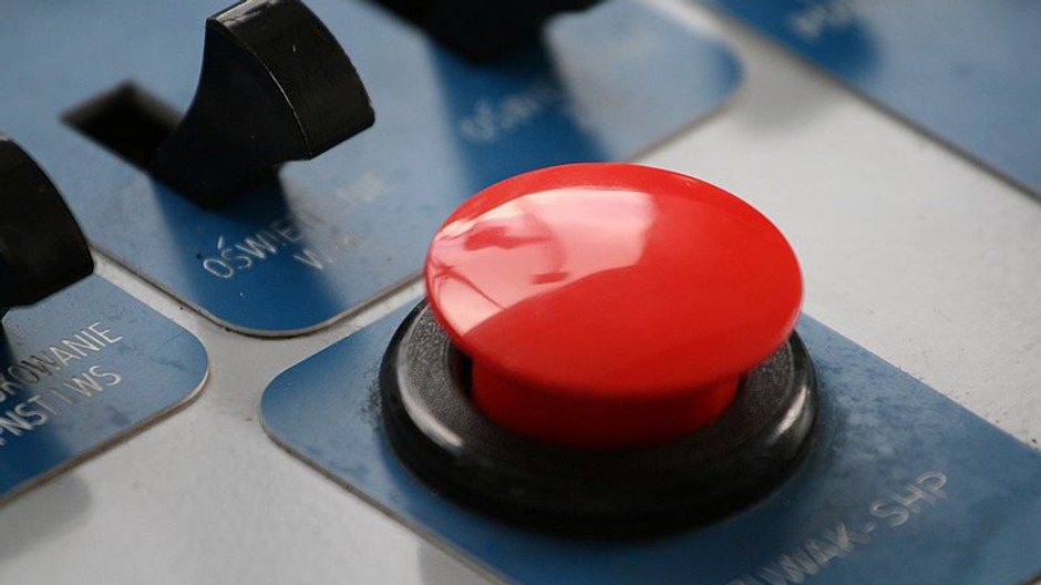 Veľký červený gombík