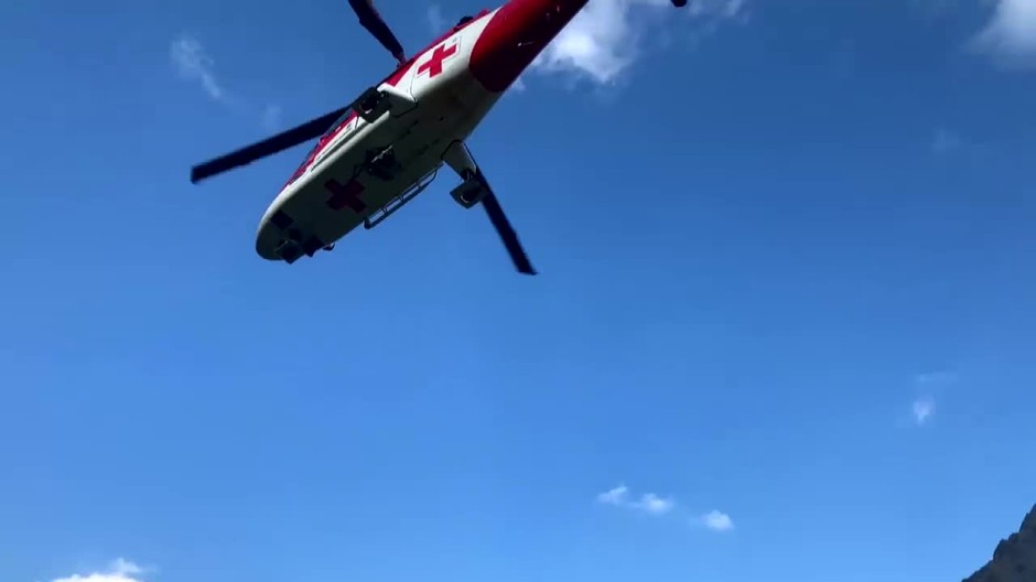 [multi] Tri akcie HZS 5101