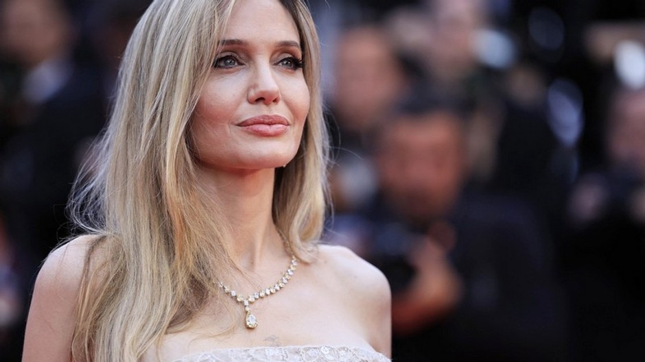 Angelina Jolie