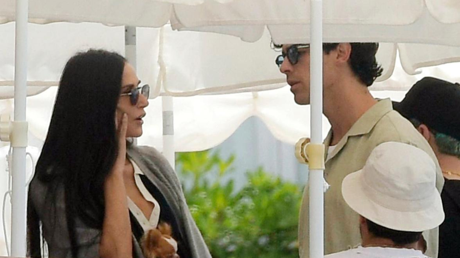 demi moore joe jonas