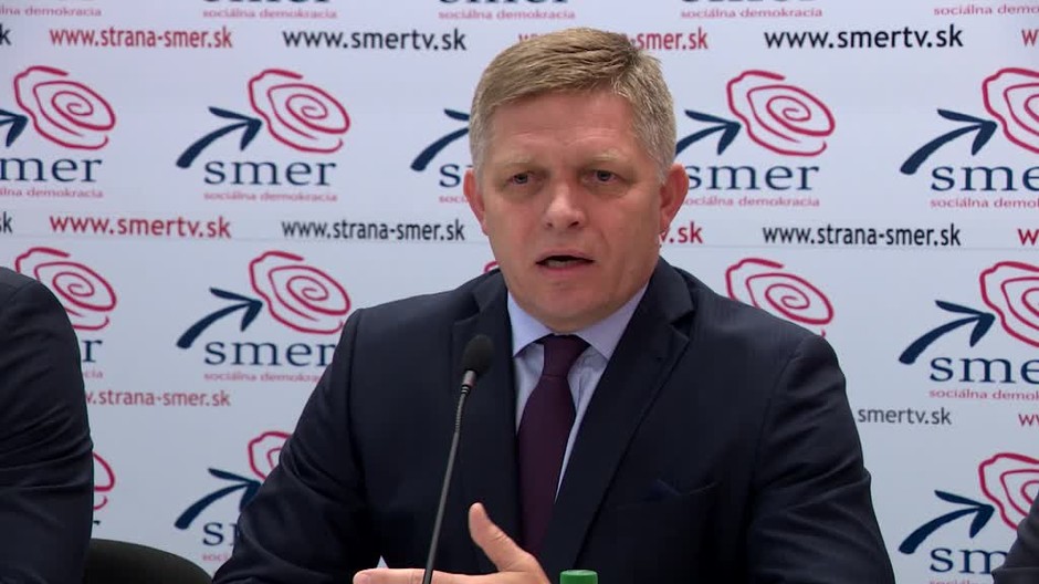 Fico do dvoch rokov sľubuje pre študentov a dôchodcov autobusy zadarmo1515