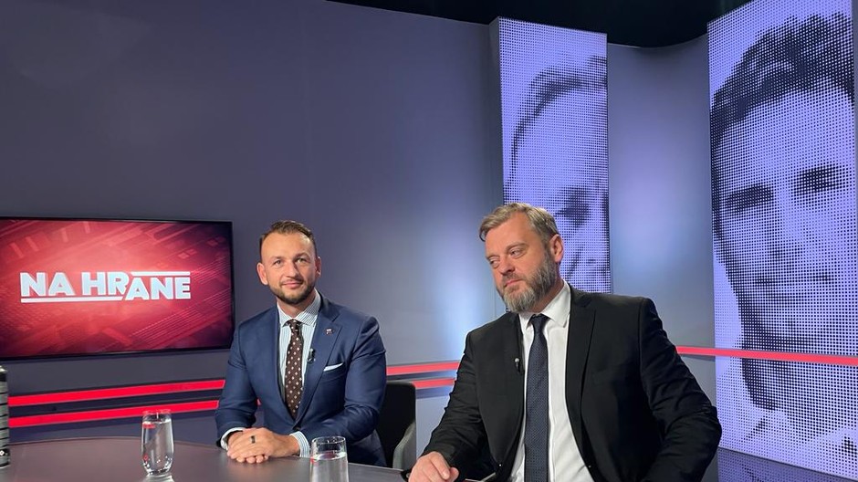 d22791a7-3ee4-4ccb-ba3e-414294c582d6