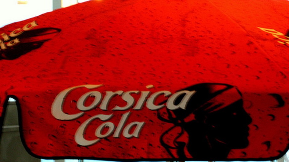 terasa na plachte korzicka kola