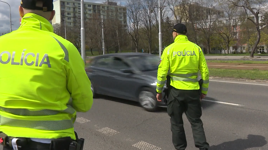 policia policajti slovensko
