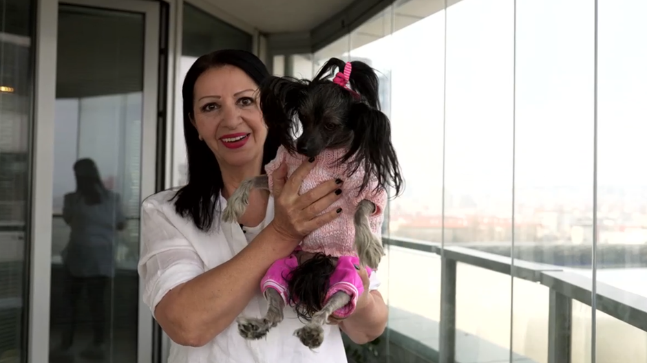 Nora Kabrhelova a Sarika