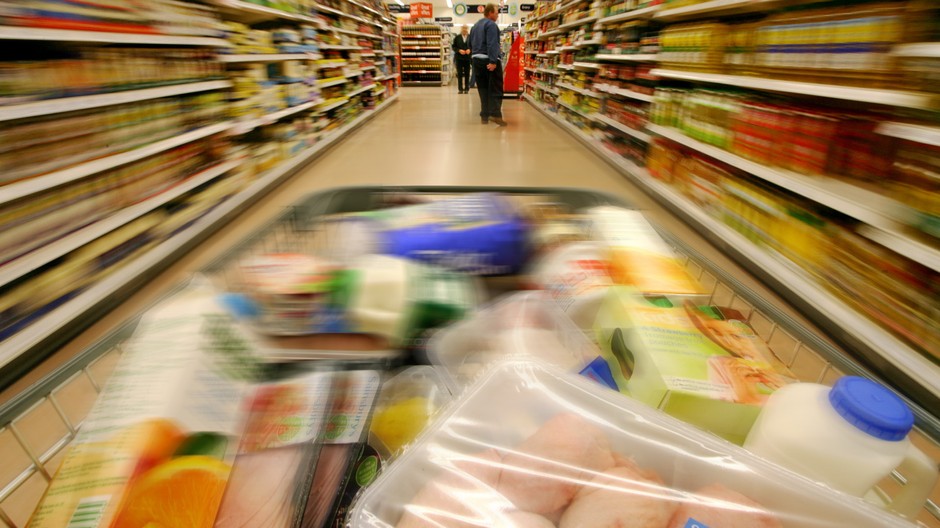 Potraviny v obchode.jpg