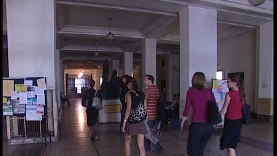 studenti vestibul univerzita komenskeho