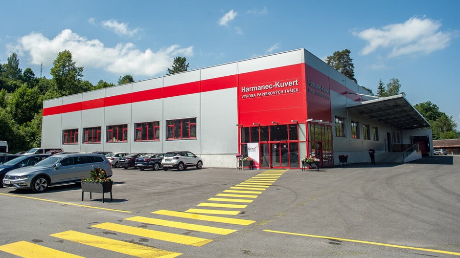 Harmanec - Kuvert PR správa