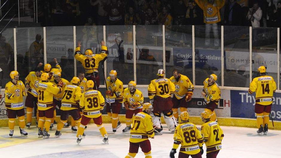 radosť Trenčanov z postupu do semifinále