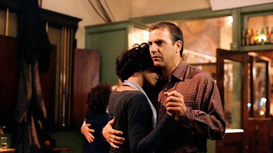 Kevin Costner vo filme Osobný strážca